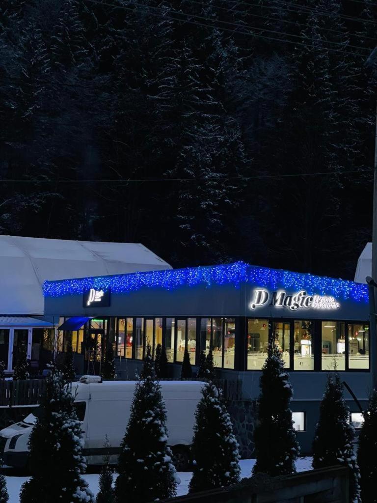 D' Magic Hotel Brosteni Buitenkant foto
